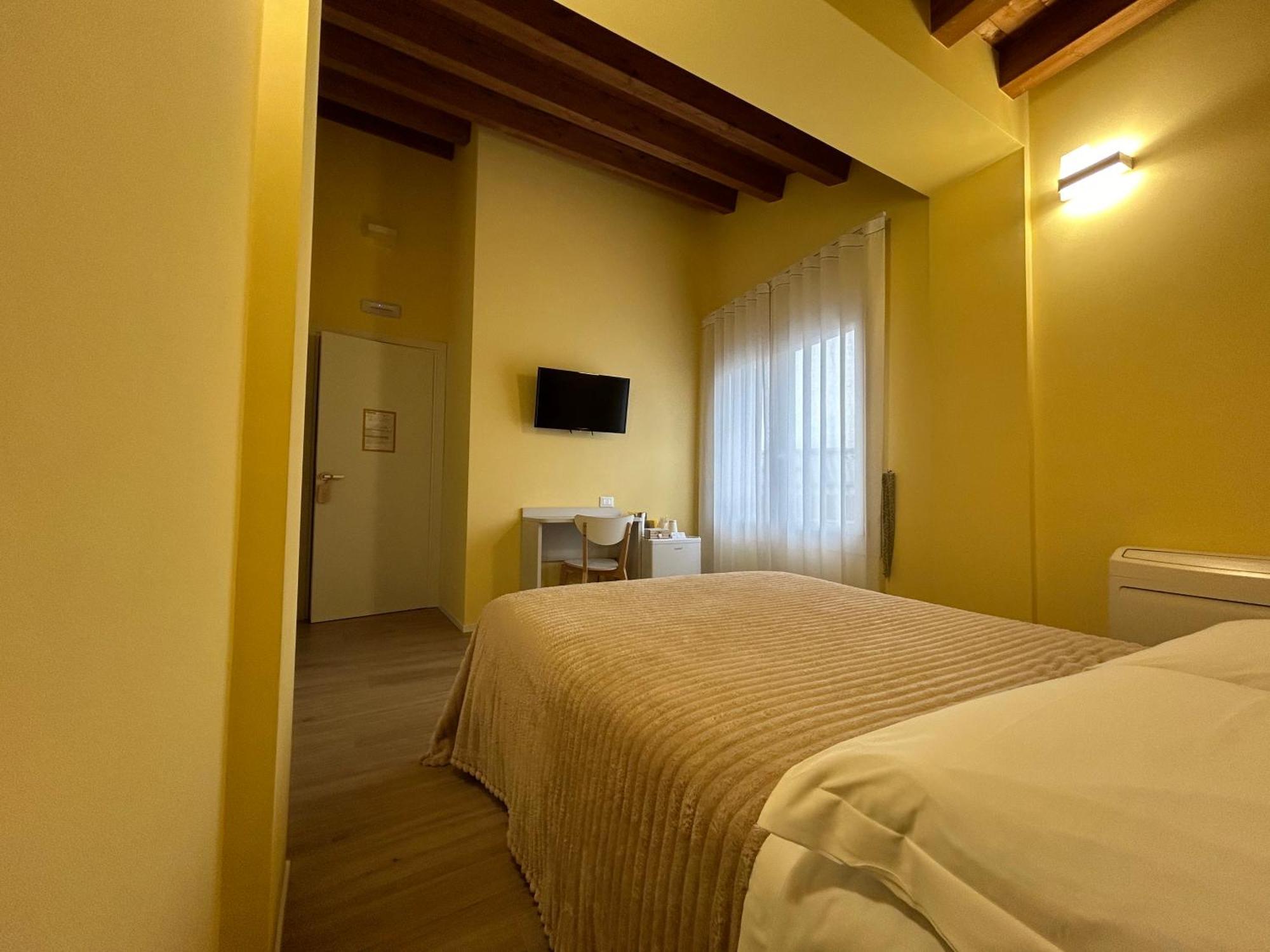Laguna Blu Mestre Venezia Екстериор снимка