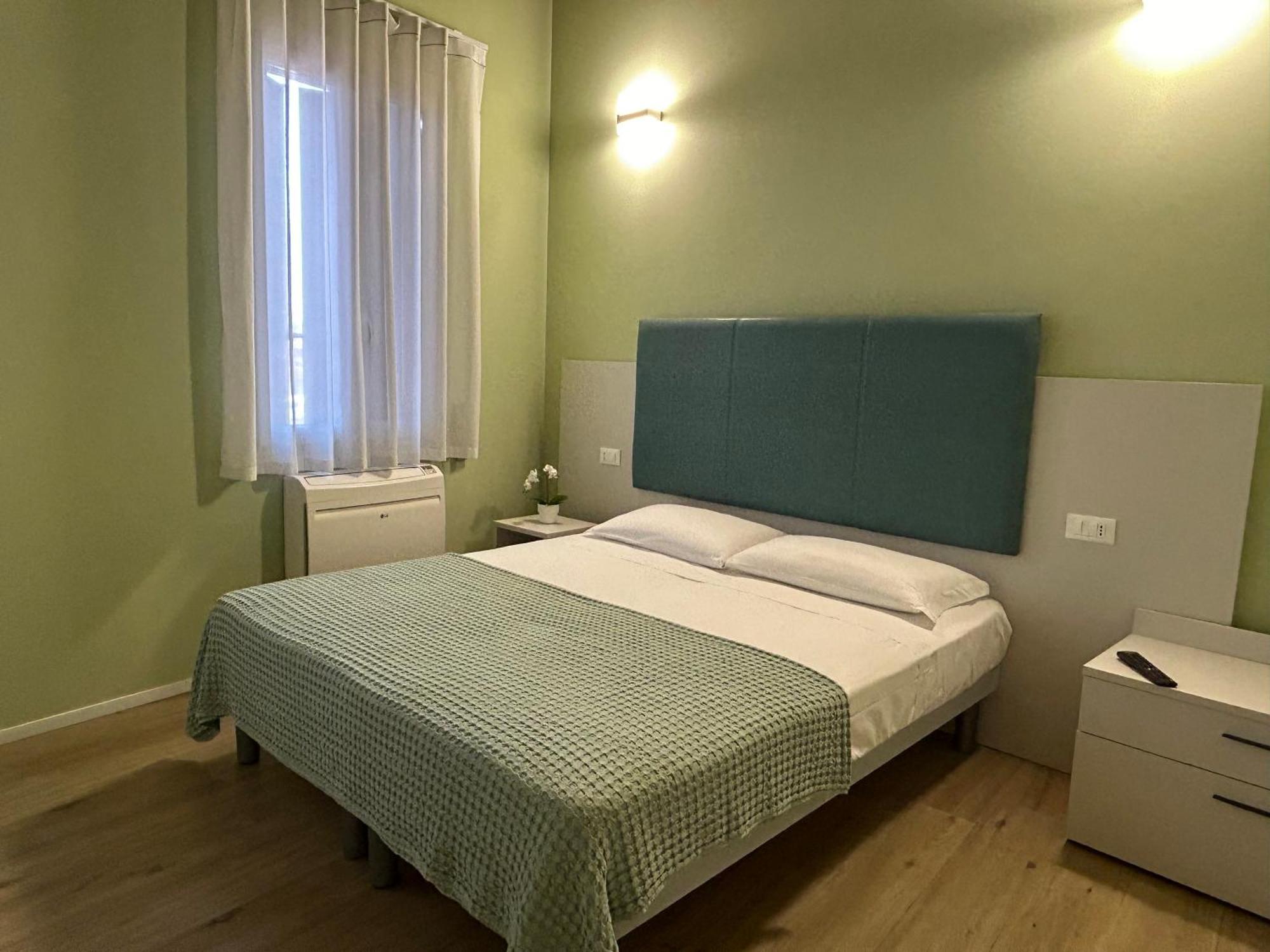 Laguna Blu Mestre Venezia Екстериор снимка