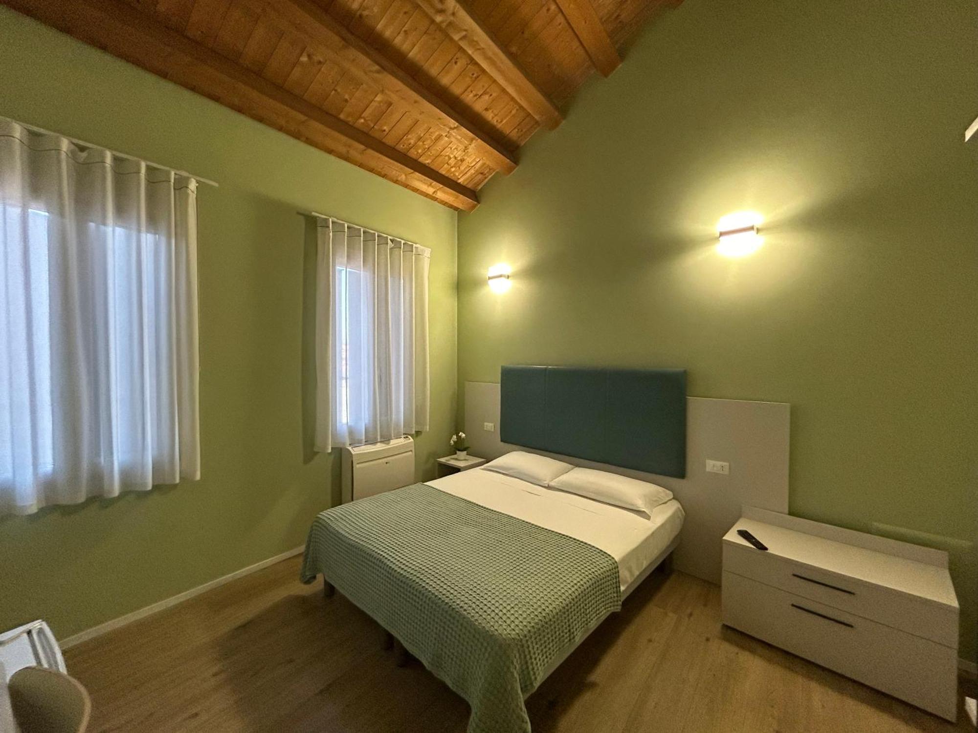 Laguna Blu Mestre Venezia Екстериор снимка